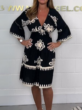 V-NECK PRINTED DRESS