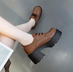 Block Heel Leather Booties For Petite Feet AP106
