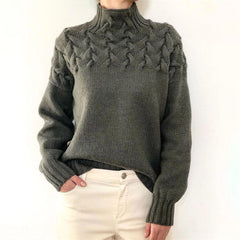 Isla - Elegant Turtleneck Sweater
