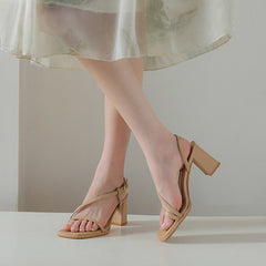 Charming Glamorous Unique Fu Hao Xia Heels