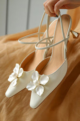 New Fashion Spring Outfit Pearl Flower Pointed-Toe Pumps