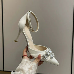 Petite Closed White Satin Heels For Small Feet FS56