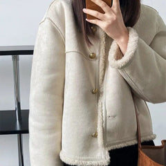 Carlaâ„?- Thick and comfortable jacket