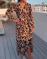 DRESS WITH V-NECK AND LEOPARD PRINT