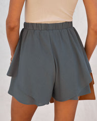 Flutter Away Shorts - Dark Sage
