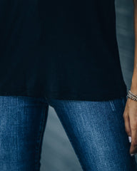 Kinsley V-Neck Pocket Tee - Black