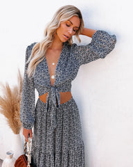 Scenery Printed Tie Front Crop Blouse - Navy