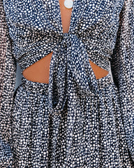 Scenery Printed Tie Front Crop Blouse - Navy