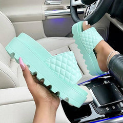 Chic Quilted Stitching Detail Platform Sandals