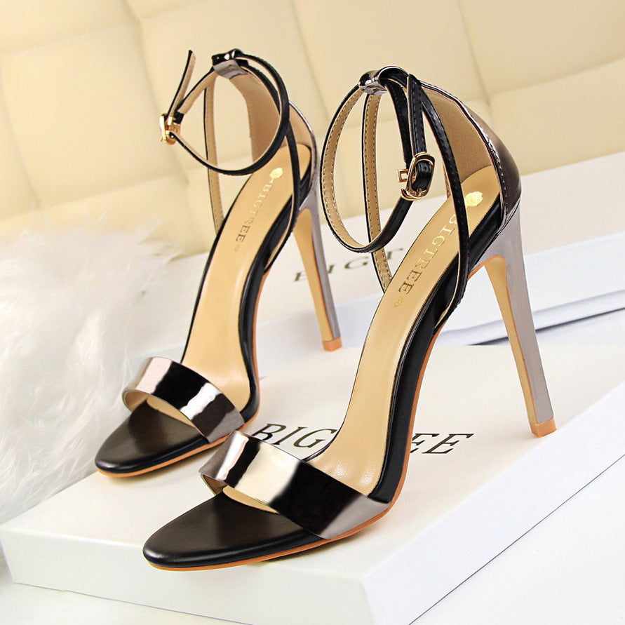 Women's Fashion Sexy Nightclub Stiletto Hollow-out Spliced Heels