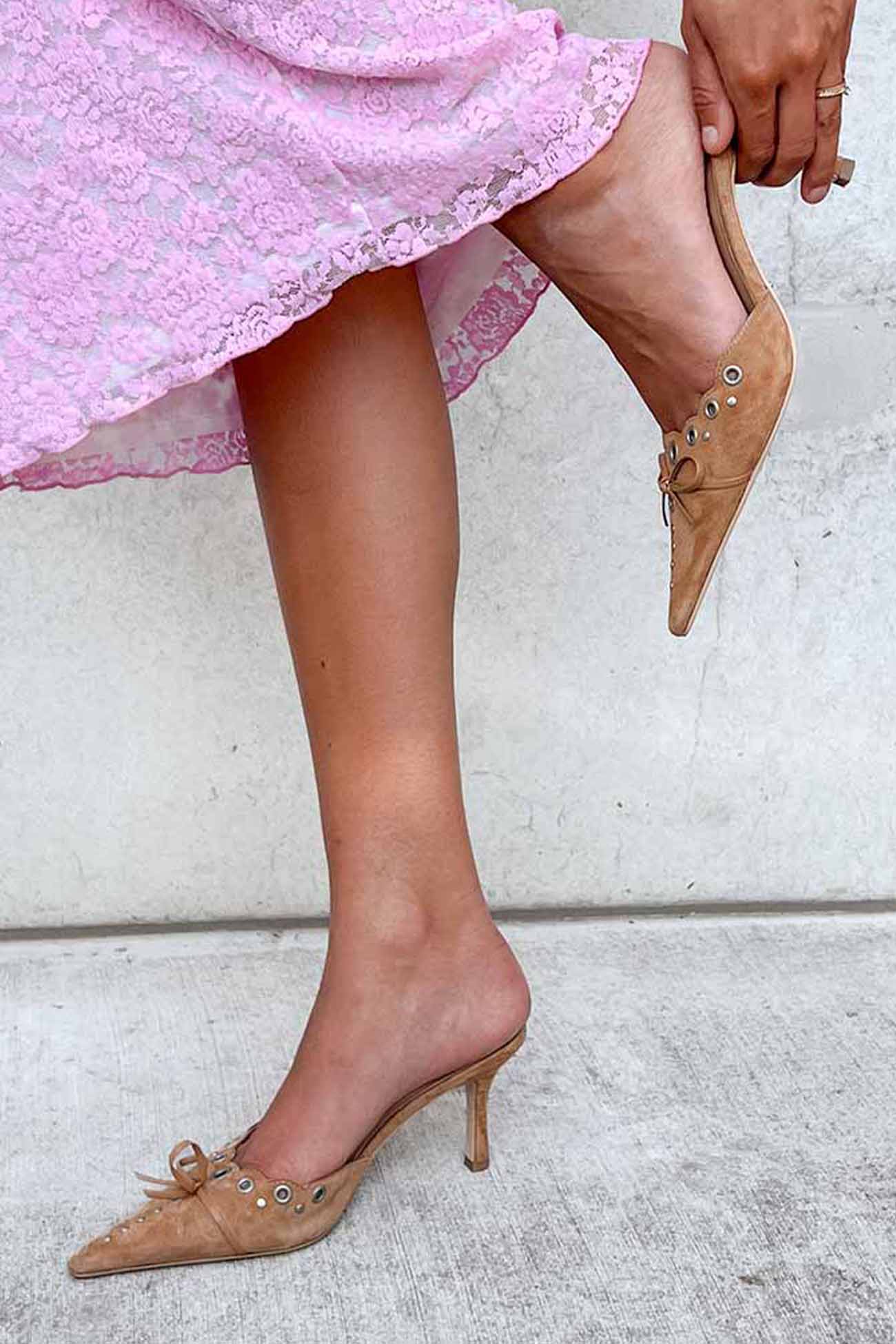 New Fashion Spring Outfit Suede Point Toe Bow Hollow Mule Pumps