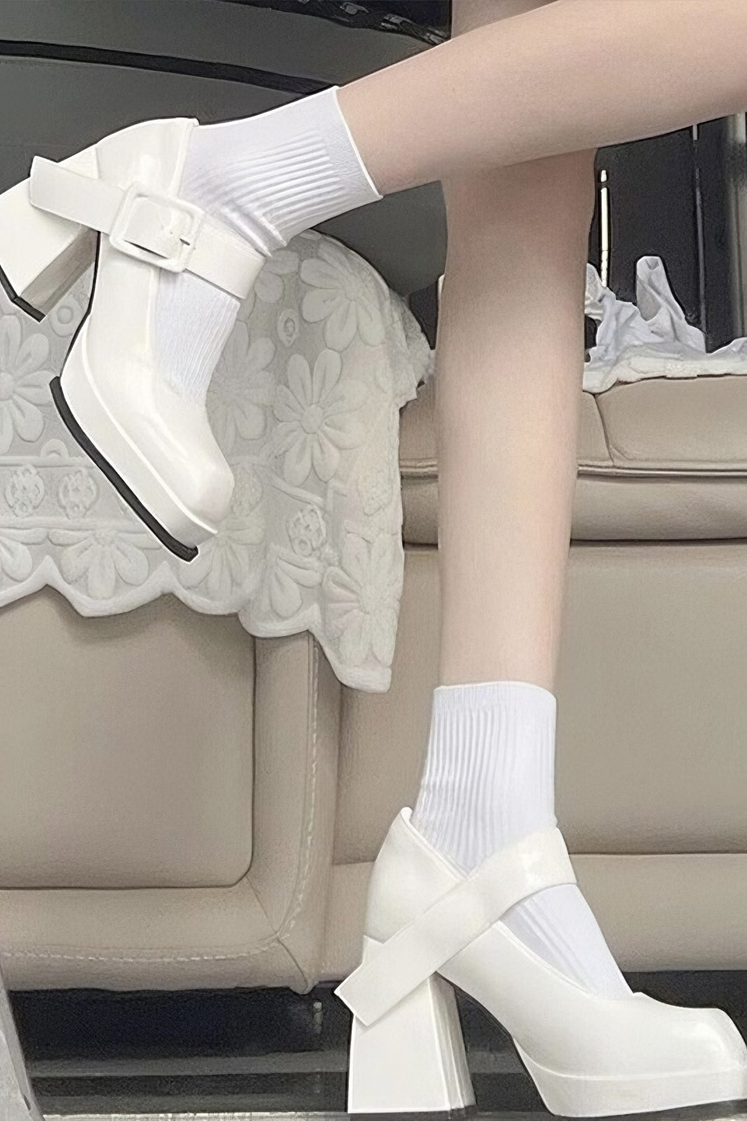 French niche design thick heel and elegant square toe high heels
