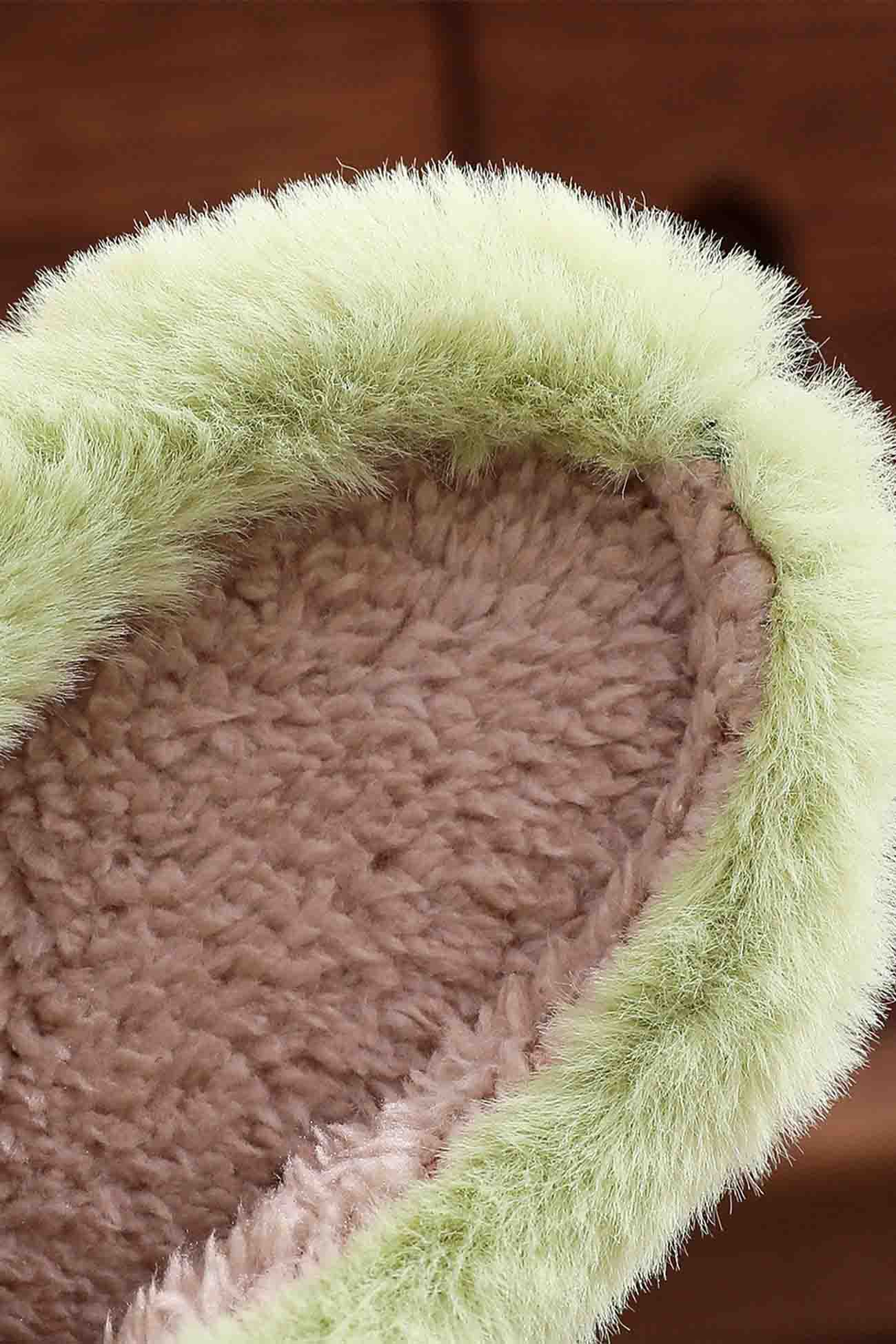 New Fashion Spring Outfit Green Cartoon Graphic Plush House Slippers