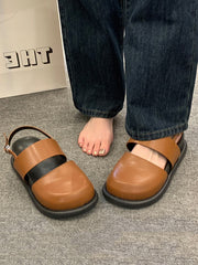 Sandalen mit Keilabsatz und Plateausohle und hohler, runder Zehenpartie 