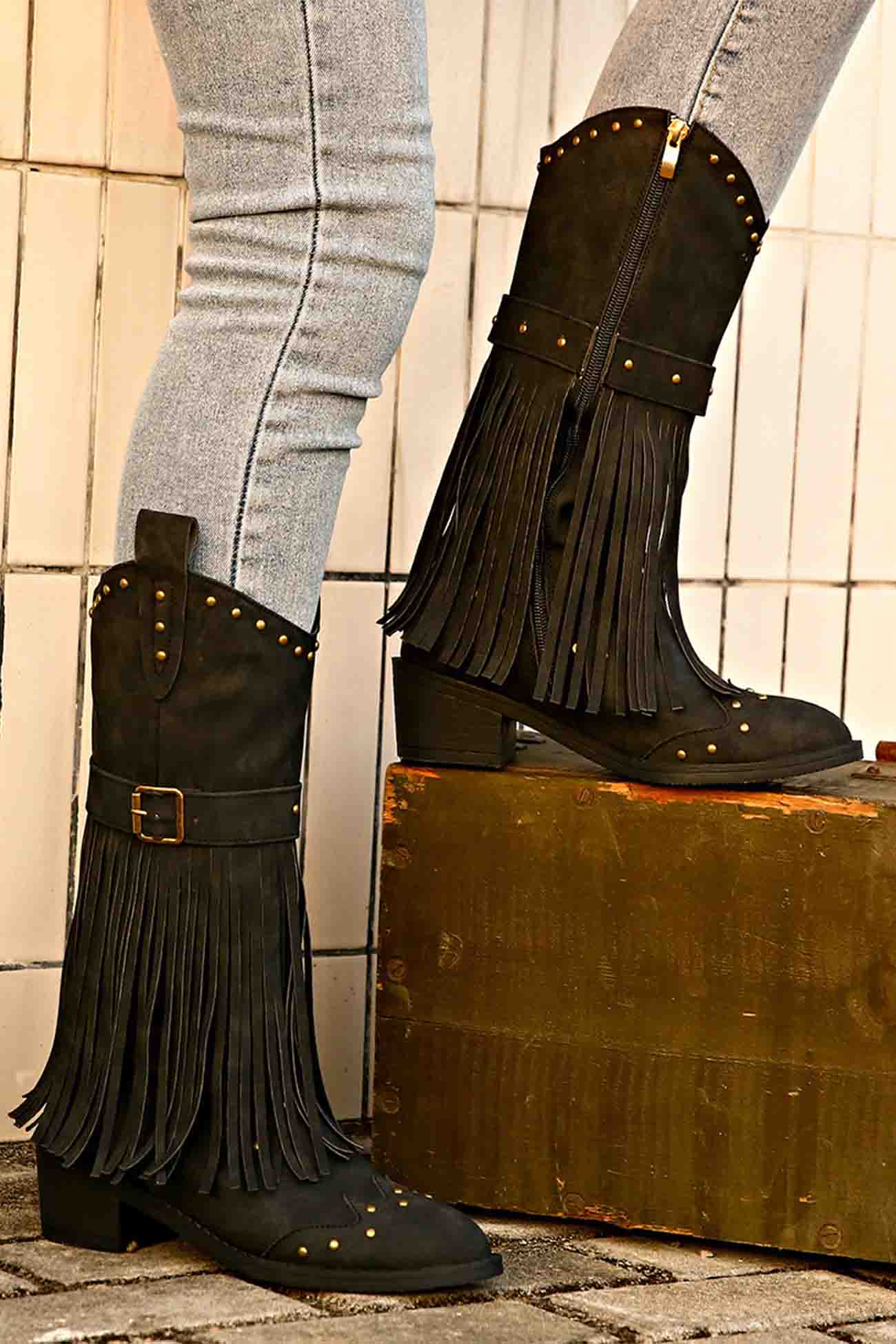 New Fashion Spring Outfit Pointed Toe Studded Fringed Mid-Calf Boots