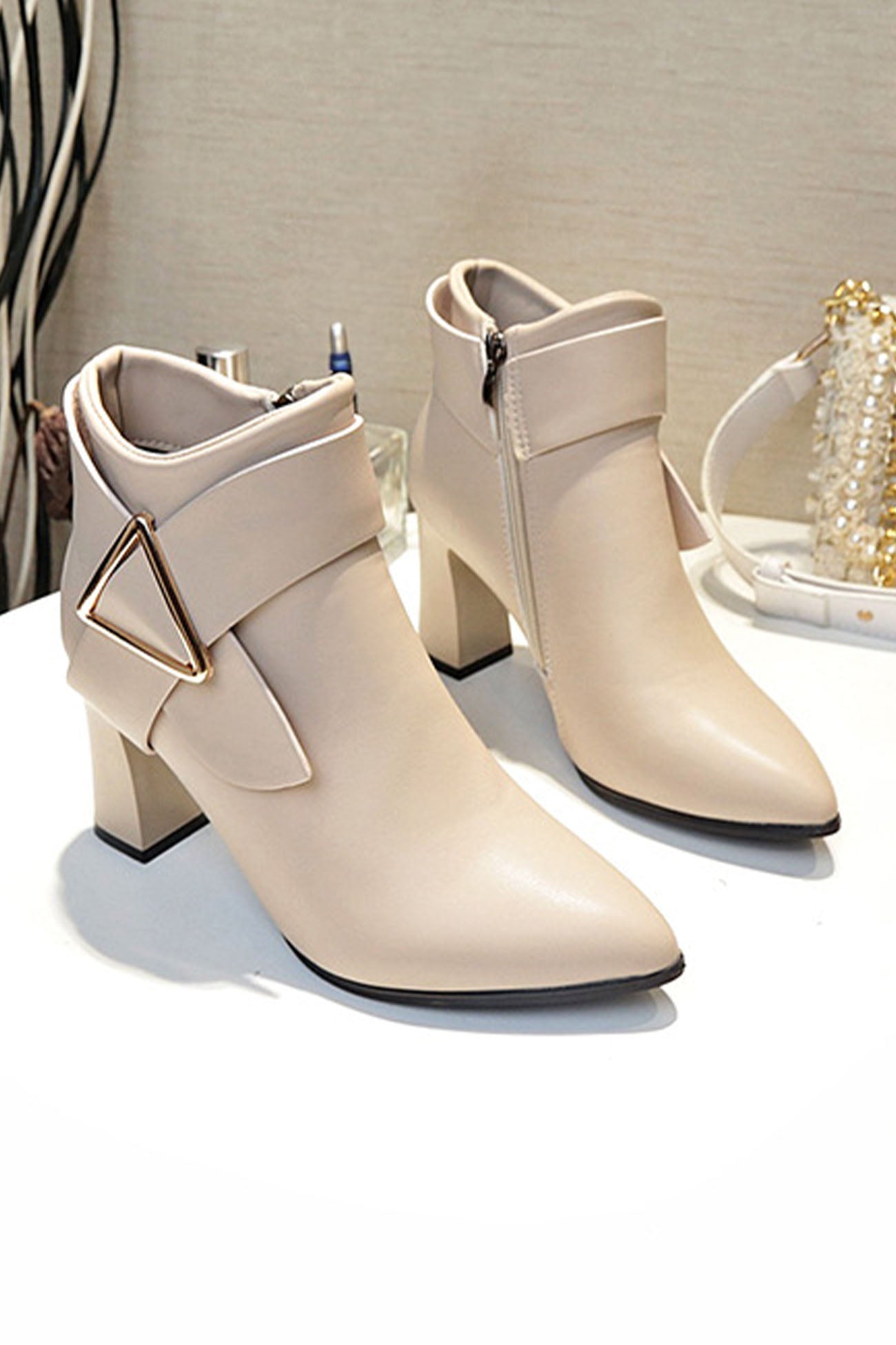New Fashion Spring Outfit Solid Color Pointed Toe Buckle Ankle Boots
