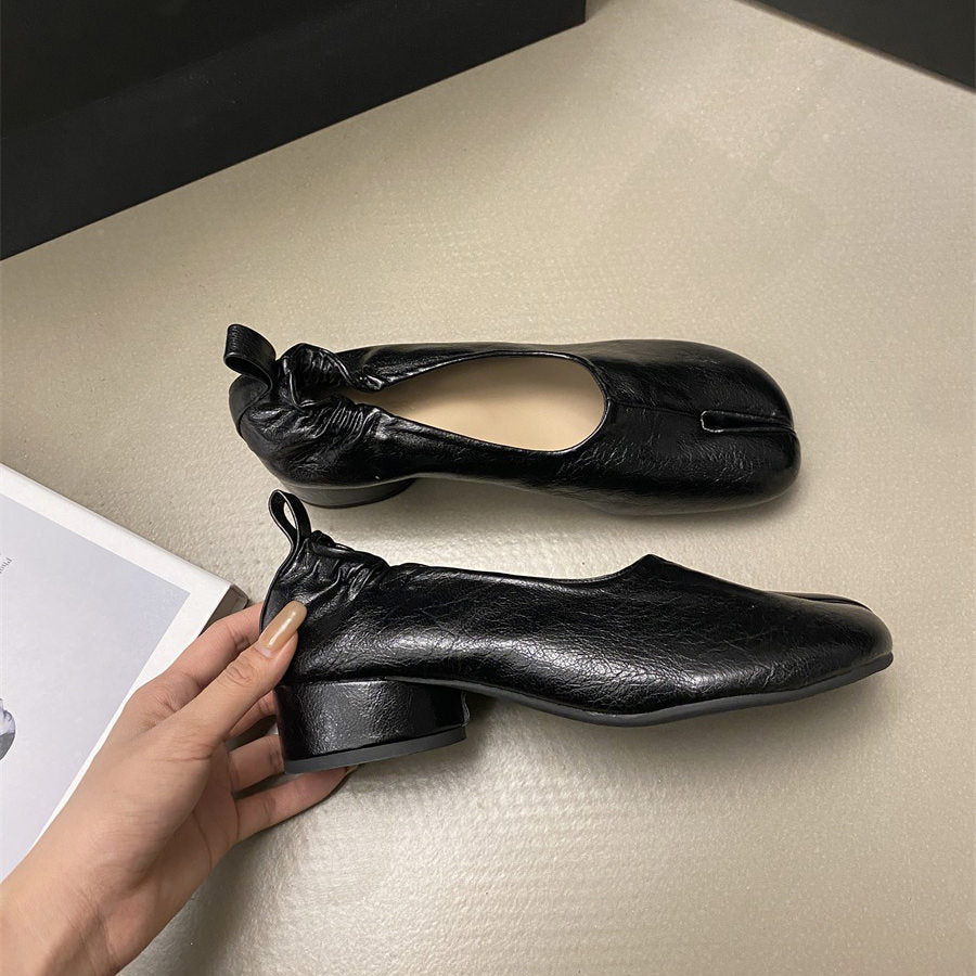 Casual Friday Split Toe Tabi Flats