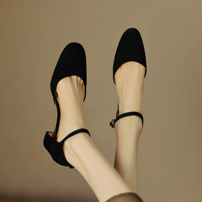 Petite Block Heel Ankle Strap Leather Shoes FS102