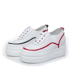 Petite Feet Inner Heel Leather Sneakers AP67