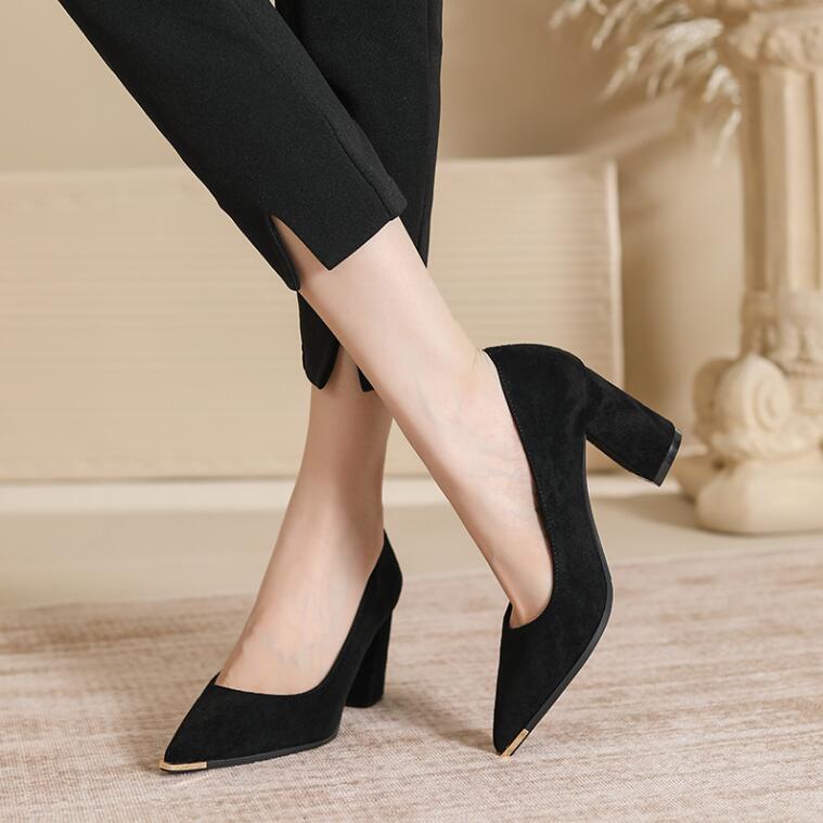 Petite Feet Ladies Pointy Block Heel Shoes MS254
