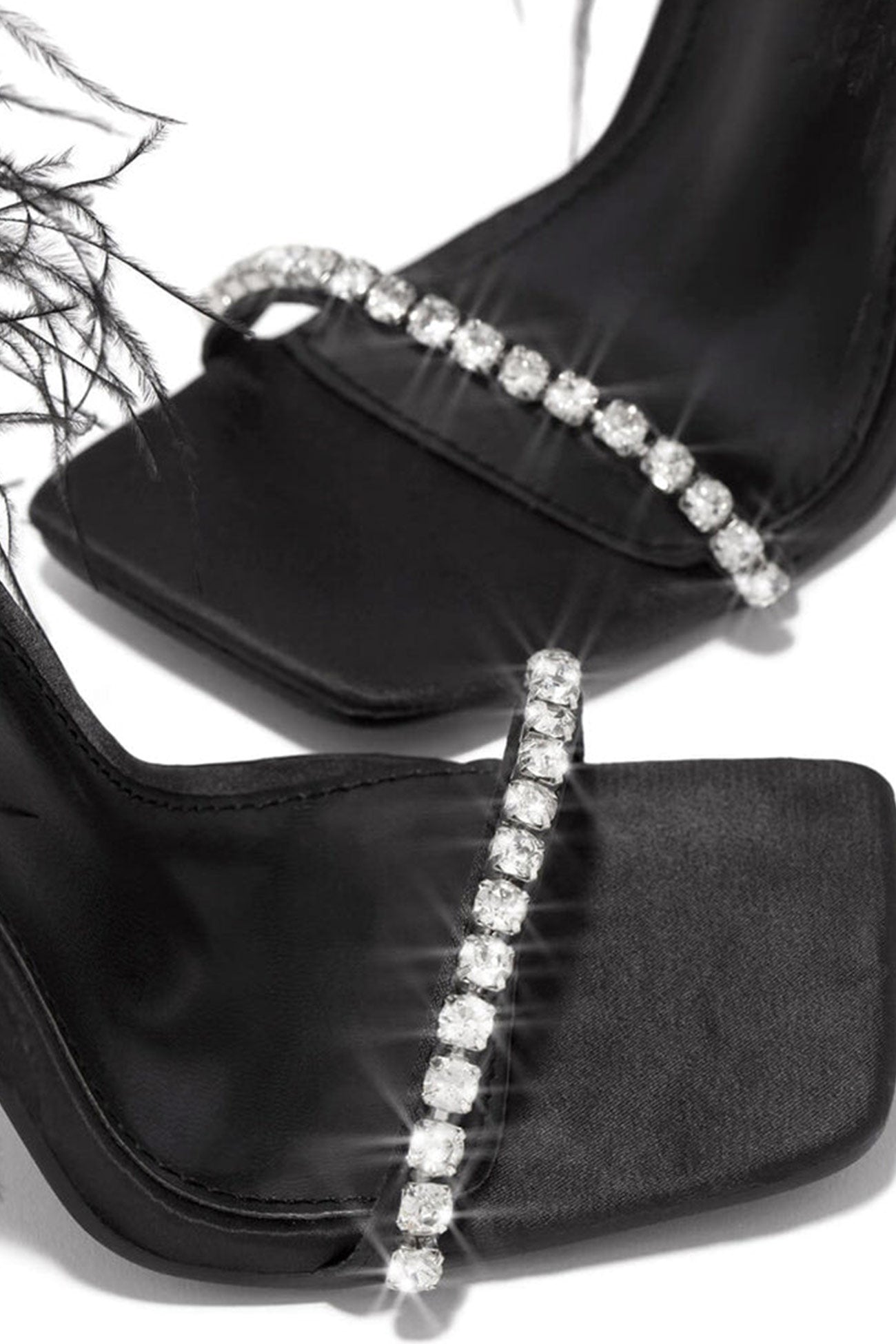 New Fashion Spring Outfit Rhinestone Feather Tie-up Square Toe Sandals