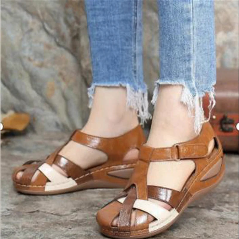Hot Fashion Women Sandals Sli On Round Female Slippers Casual Comfortable Outdoor Fashion 2024 Summer Flat Plus Size Shoes Women