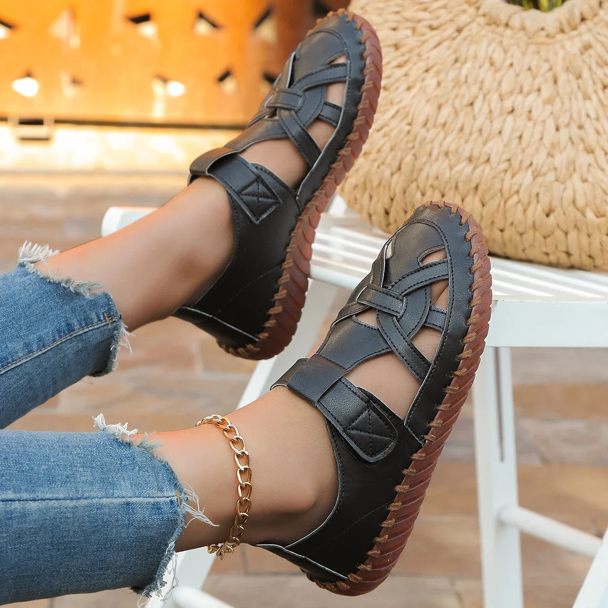 2024 New Hot Outdoor Genuine Leather Women Flats Hollow Woman Soft Shoes Summer Women's Loafers Breathable Beach Female Sandals