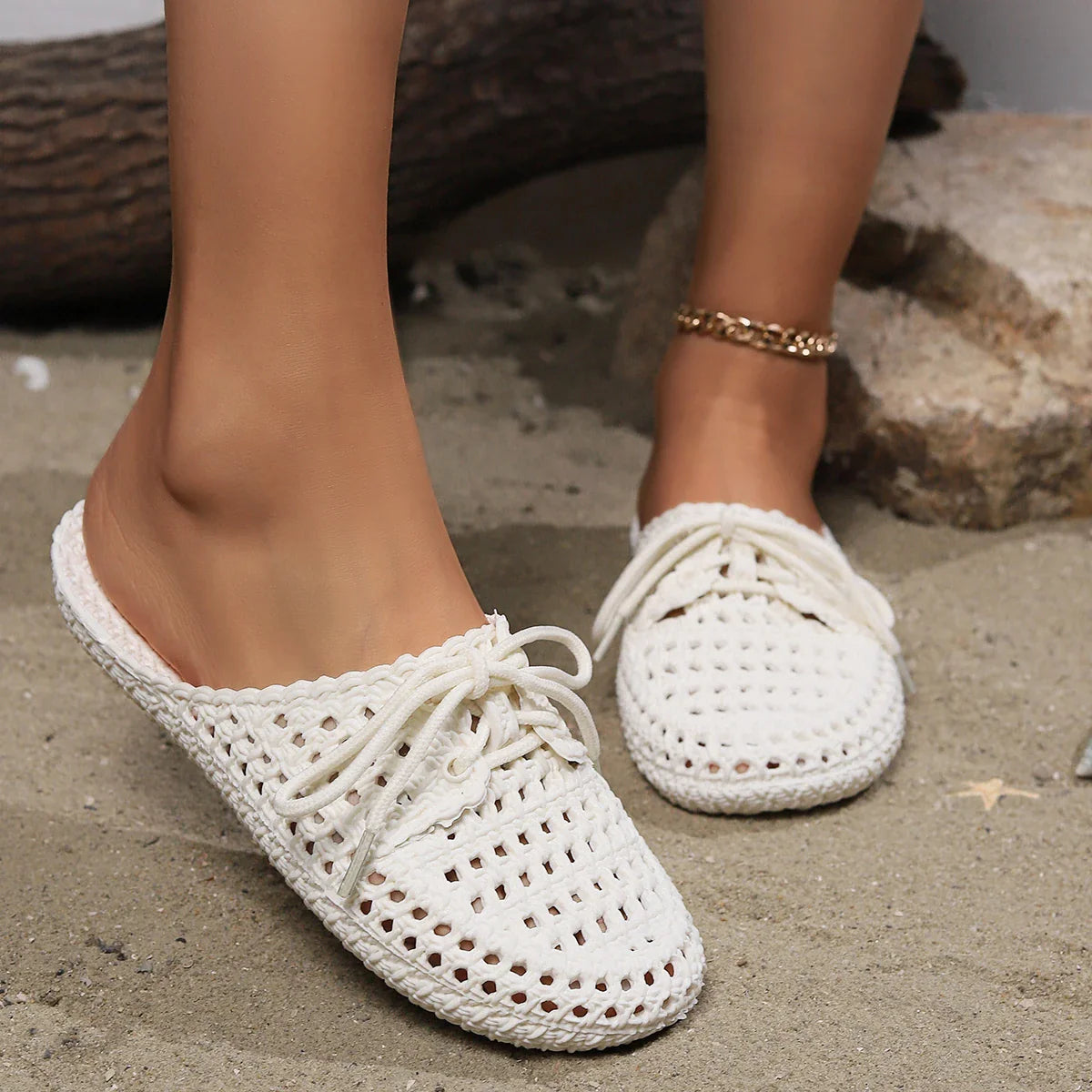 New Hot Women's Sandals Summer Hollow Toecap Female Flat Slippers Outdoor Casual  Beach Solid Color Breathable Ladies Hole Shoes