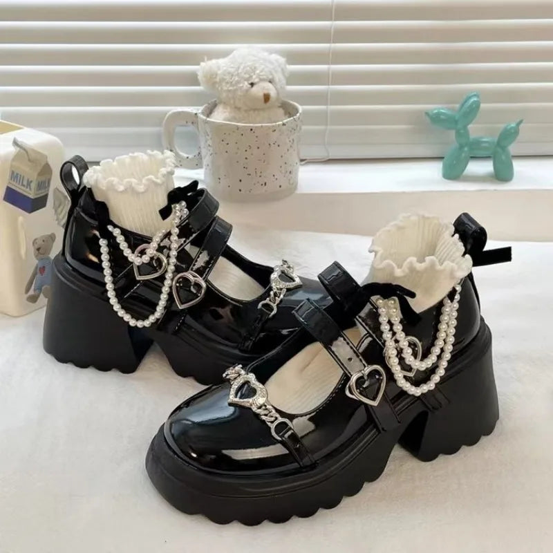 BACK TO SCHOOL 2024 Sweet Heart-Shaped Buckle Lolita Shoes Women Patent Leather Platform Mary Janes Woman Metal Decoration Chunky Heels Pumps