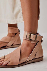 New Fashion Spring Outfit Toe Ring Buckle Strap Flat Sandals
