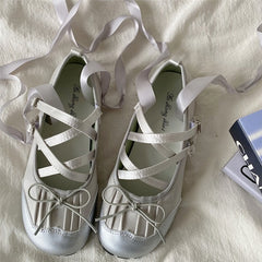 Gossip Goes Around Ballet Flats