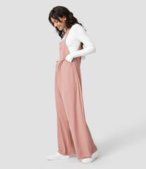 Dungarees with adjustable buttons on the shoulder straps