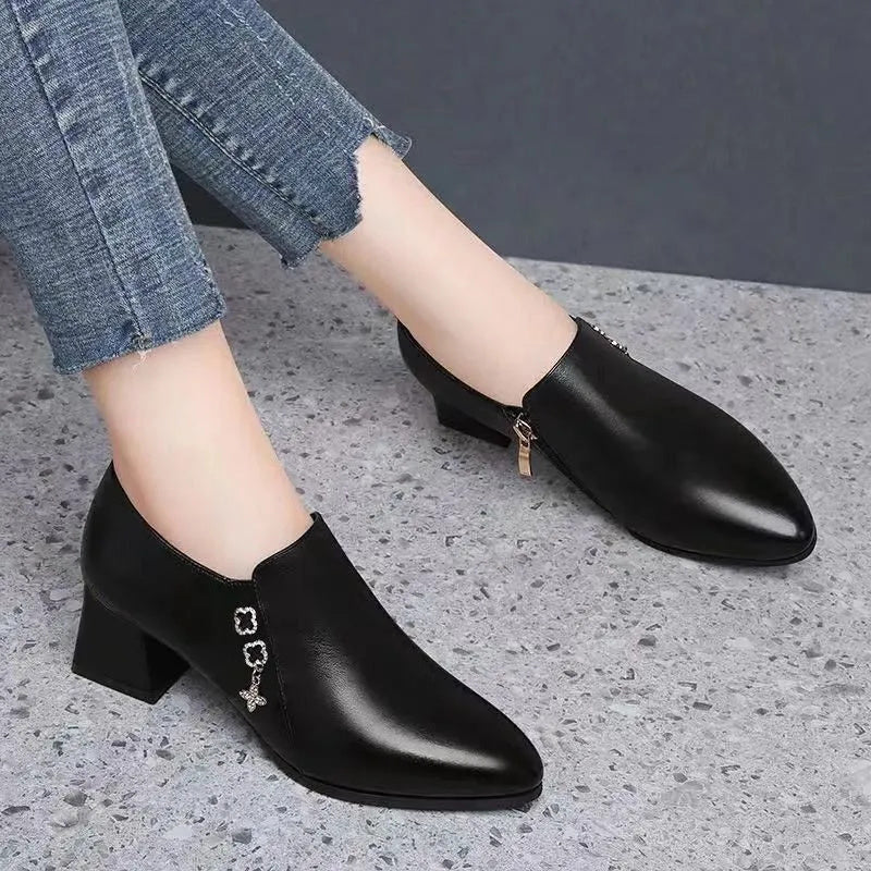 Botas Femininas Women Cute Sweet High Quality Square Heel Short Ankle Boots Lady Casual Street Winter Heel Shoes A790B