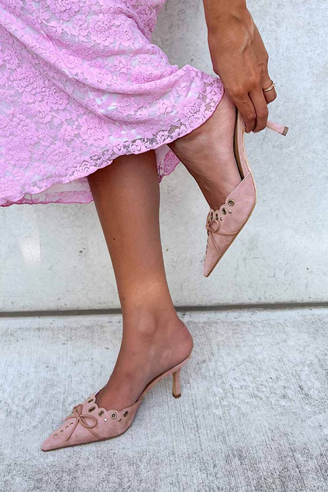 New Fashion Spring Outfit Suede Point Toe Bow Hollow Mule Pumps
