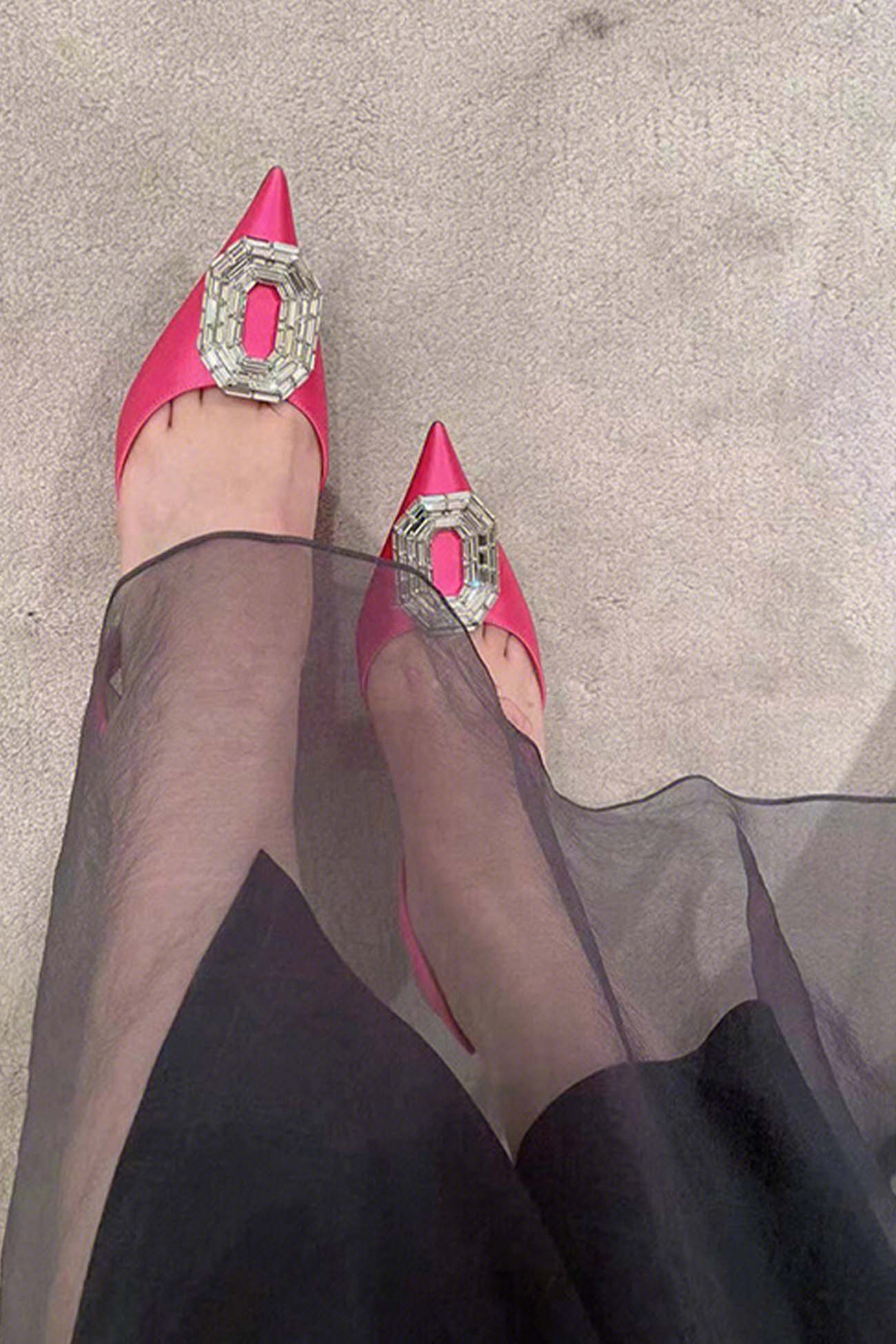 New Fashion Spring Outfit Oval Rhinestone Pointed Toe Heels