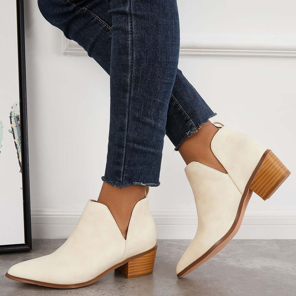 Cut Out Ankle Western Boots Chunky Heeled Cowboy Booties