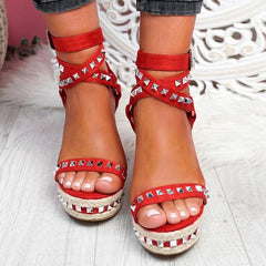 Daily Numy Wedge Rock Studs Sandals