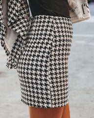 Lincoln Houndstooth Tweed Mini Skirt