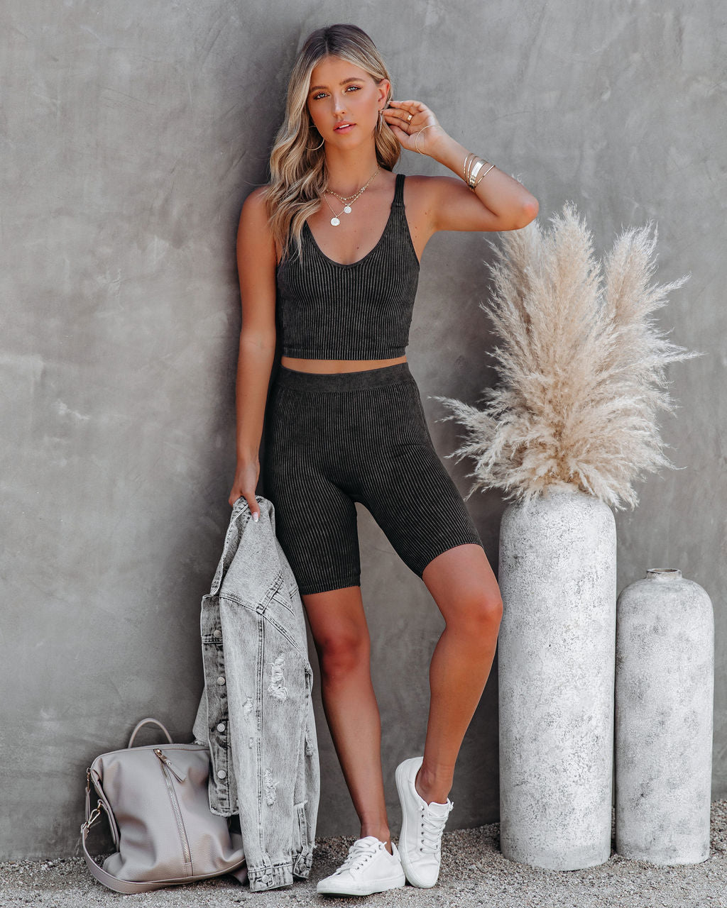 Momentum Ribbed Crop Top - Charcoal