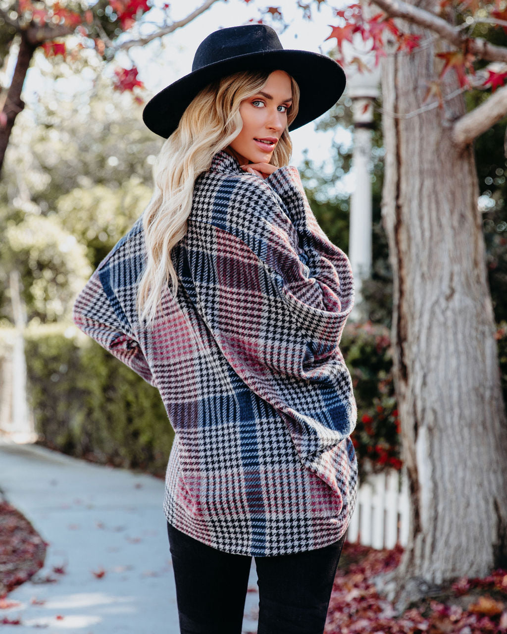 Pima Relaxed Houndstooth Button Down Top - Burgundy