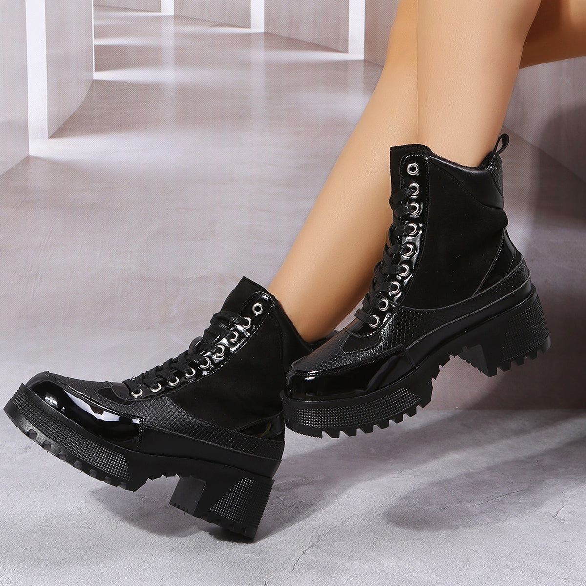 Platform Chunky Heel Warm Booties Lace Up Fur Lining Ankle Boots