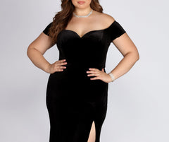 Plus Kira Formal Velvet Sweetheart Dress