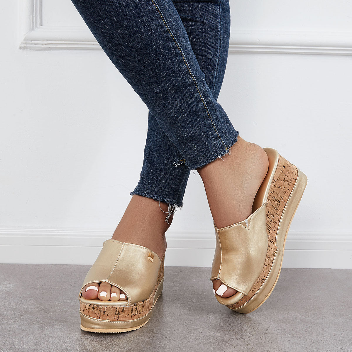 Suisecloths Comfortable Cork Footbed Slip-on Sandals Platform Wedge Slippers