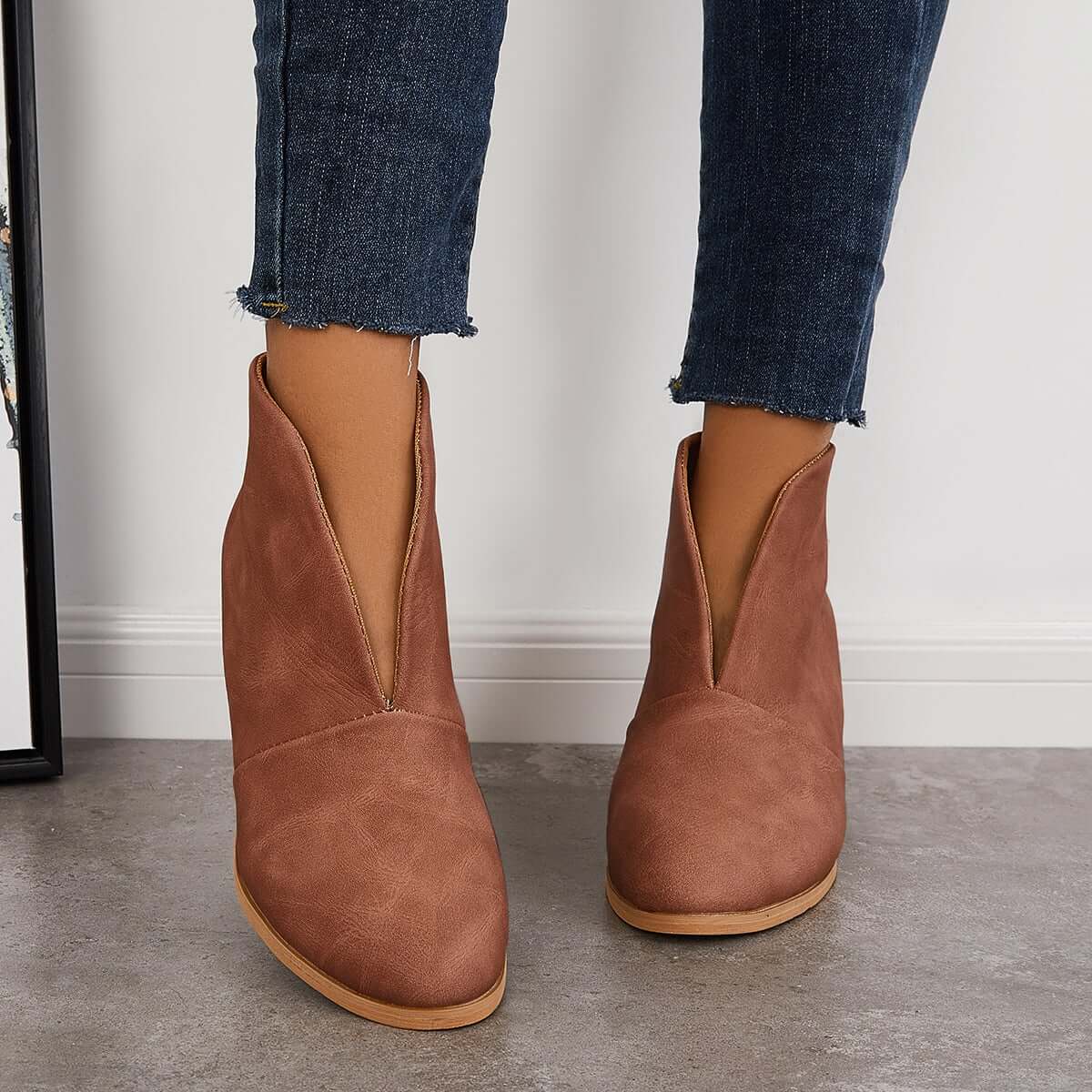 Suisecloths Retro Western V Cut Ankle Boots Slip On Chunky Stacked Heel Booties