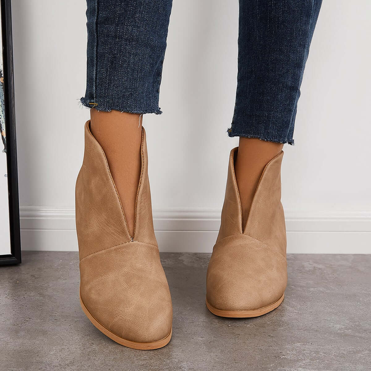 Suisecloths Retro Western V Cut Ankle Boots Slip On Chunky Stacked Heel Booties