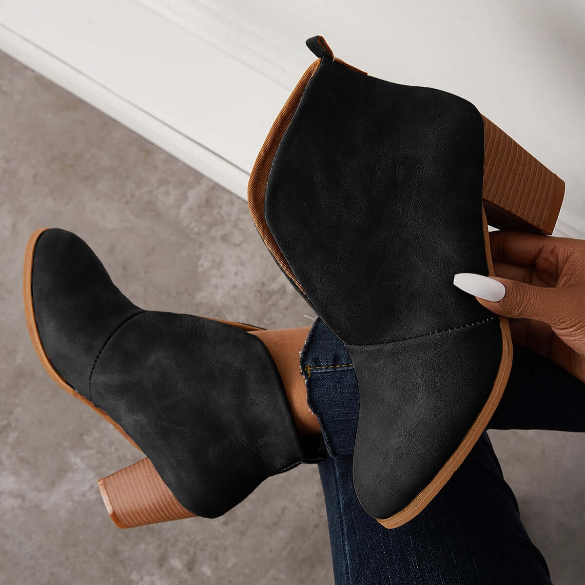 Suisecloths Retro Western V Cut Ankle Boots Slip On Chunky Stacked Heel Booties