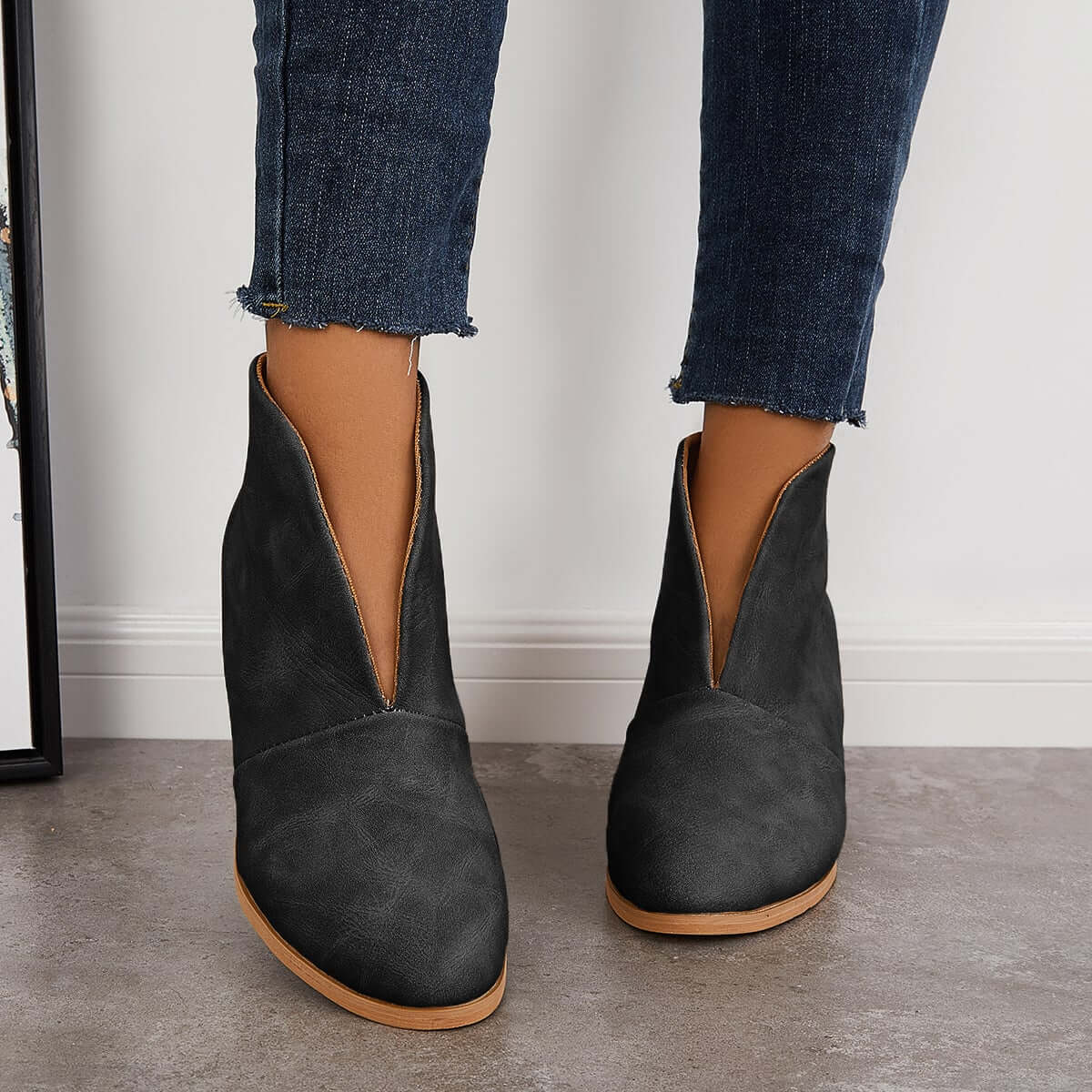 Suisecloths Retro Western V Cut Ankle Boots Slip On Chunky Stacked Heel Booties