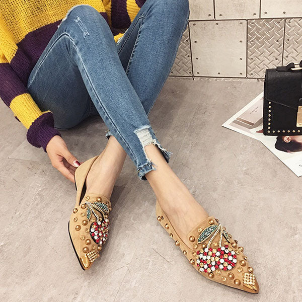 Gorgeous Rhinestone Pointed Toe Flats